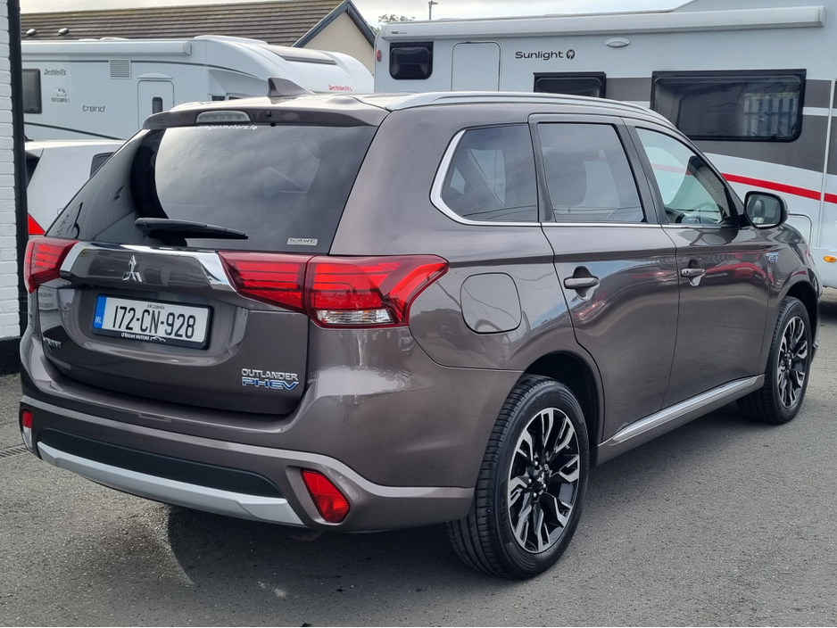 MITSUBISHI OUTLANDER 2017 Car for Sale in Dublin