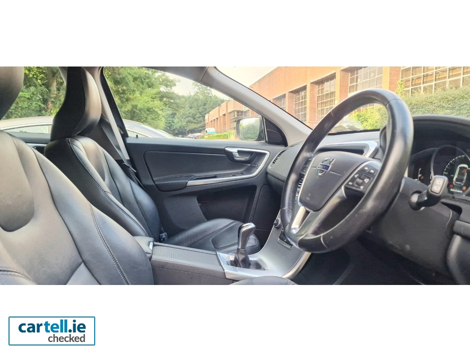 2017 Volvo XC60 2L Diesel For Sale Images