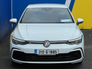 2021 VOLKSWAGEN GOLF R-LINE 1.5 TSI // R-LINE HEATED SPORT SEATS // APPLE CARPLAY/ANDROID AUTO // WIRELESS CHARGING BAY