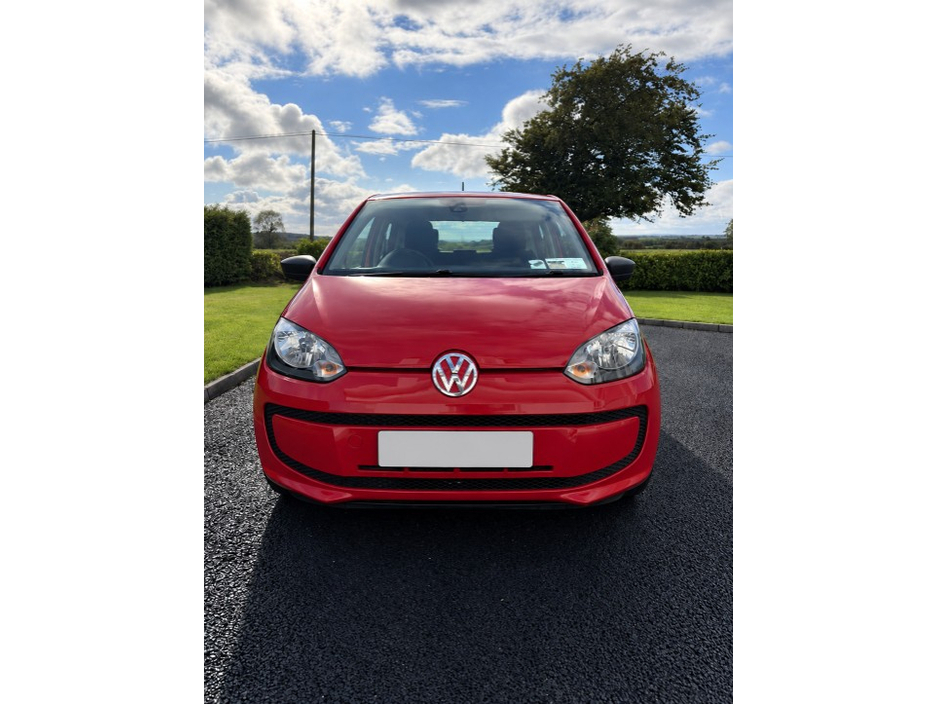 Volkswagen up! TAKE 1.0 MANUAL 5SPEED 75HP 5DR — thumbnail 3