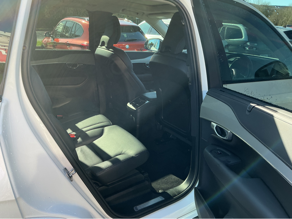 2024 Volvo XC90 2L Petrol Plug-in Hybrid For Sale Images