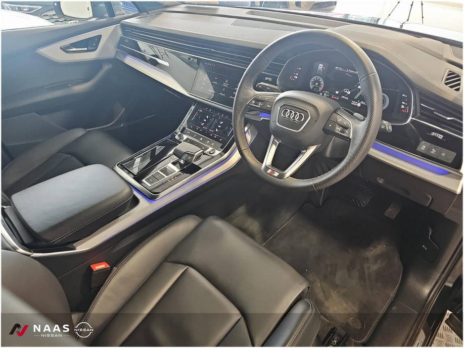 2025 Audi Q7 3L Petrol Plug-in Hybrid For Sale Images