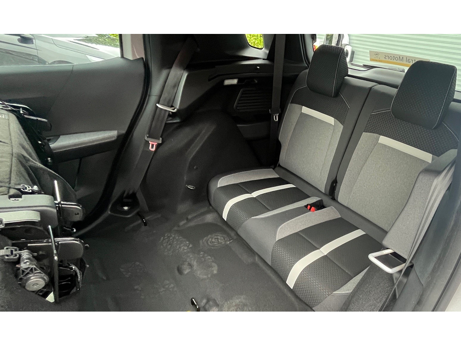2026 Opel Frontera 1.2L Petrol Hybrid For Sale Images