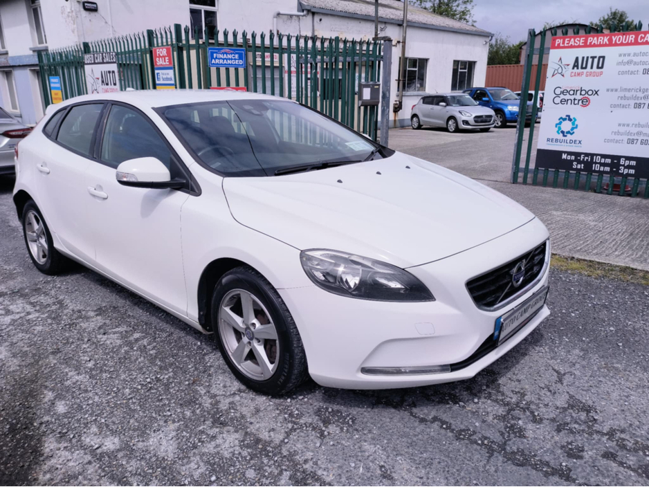 2014 Volvo V40 For Sale Images
