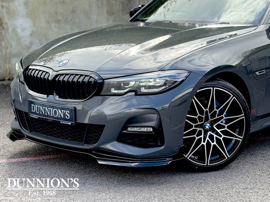 2022 BMW 3 Series 2L Hybrid For Sale Images