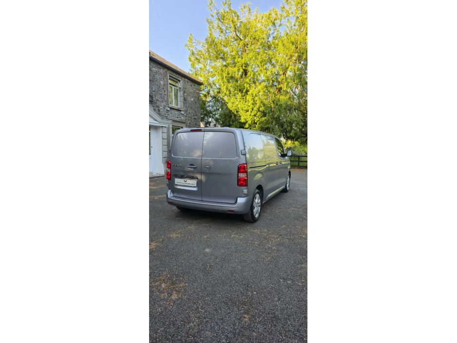 2022 Opel Vivaro 1.5L Diesel For Sale Images