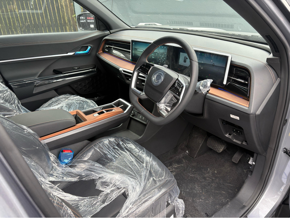 2025 KGM TORRES EVX under 1.0L Electric For Sale Images