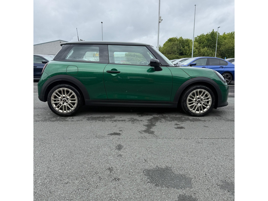 2025 MINI Cooper 1.5L Petrol For Sale Images
