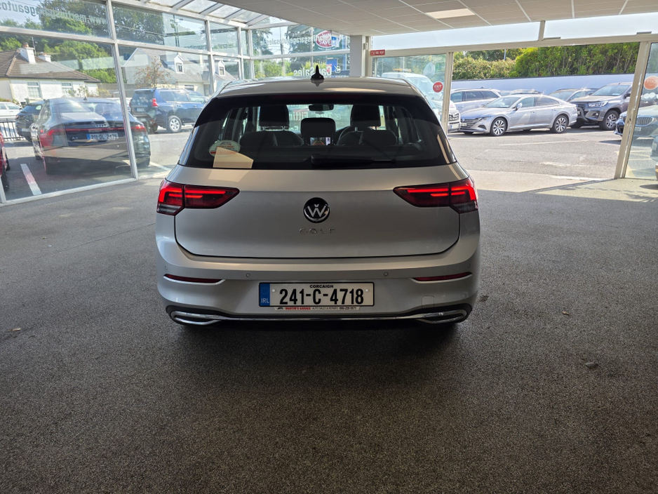 2024 Volkswagen Golf 2L Diesel For Sale Images