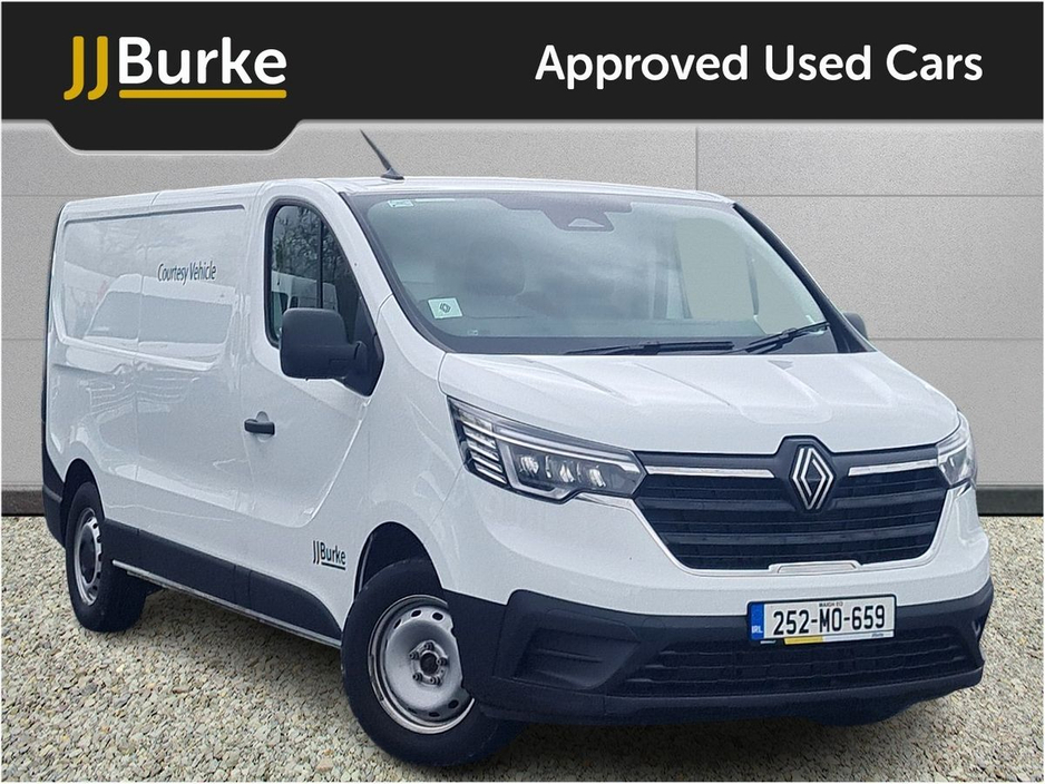 Used Renault Trafic 2025 in Mayo
