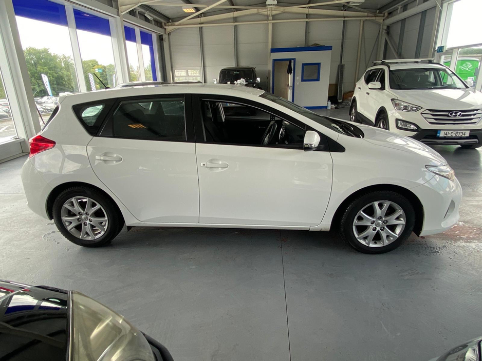 2013 Toyota Auris 1.4L Diesel For Sale Images