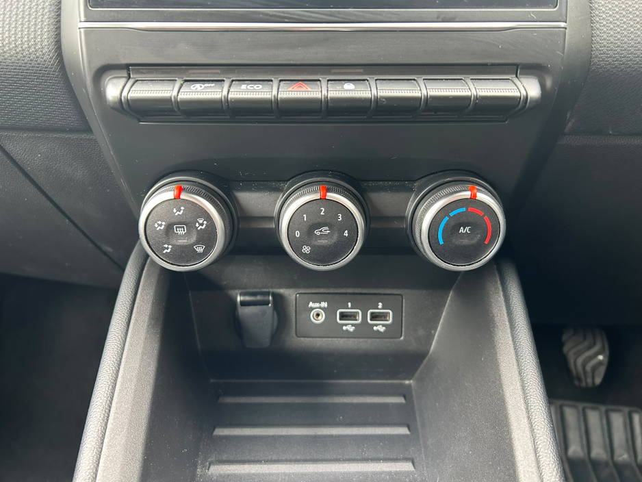 2023 Renault Clio 1L Petrol For Sale Images