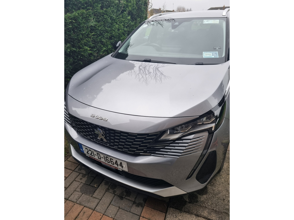 2022 Peugeot 5008
