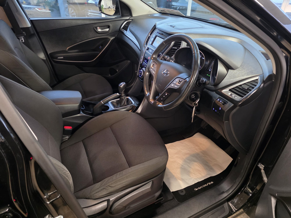 2018 Hyundai Santa Fe 2.2L Diesel For Sale Images