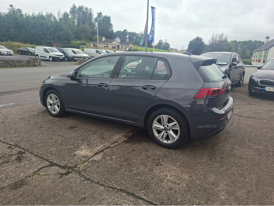 2023 Volkswagen Golf 2L Diesel For Sale Images