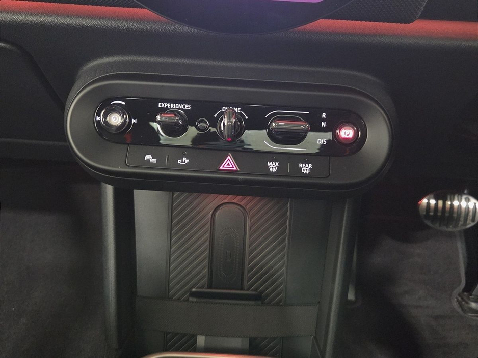 2026 MINI Hatch 2L Petrol For Sale Images