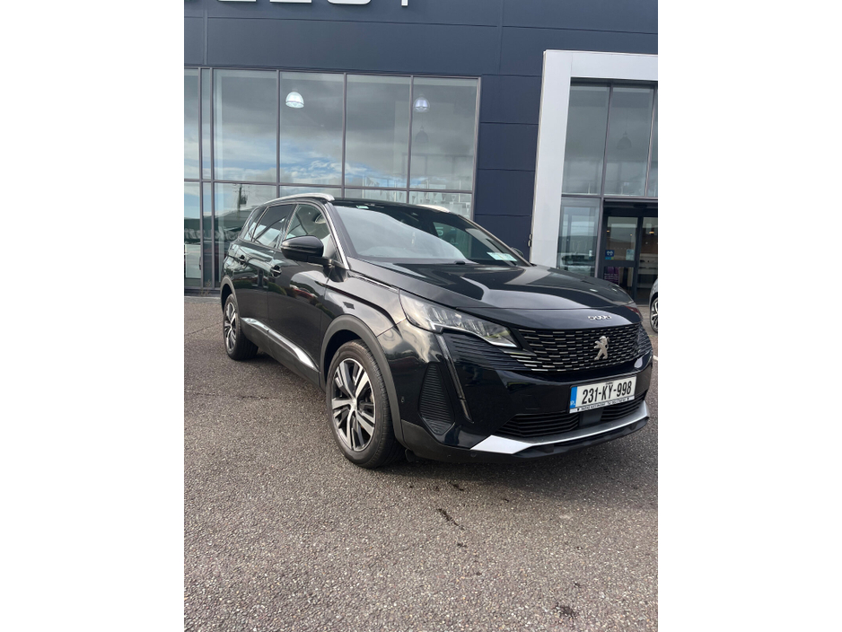 2023 Peugeot 5008