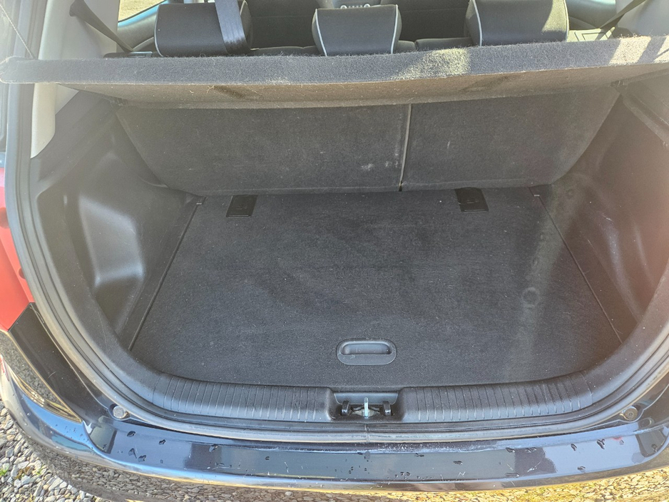 2017 Kia Venga 1.4L Diesel For Sale Images