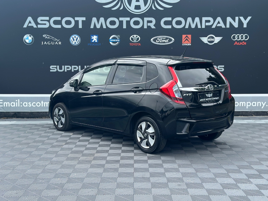 Honda Fit 1.5 Petrol Hybrid — thumbnail 5
