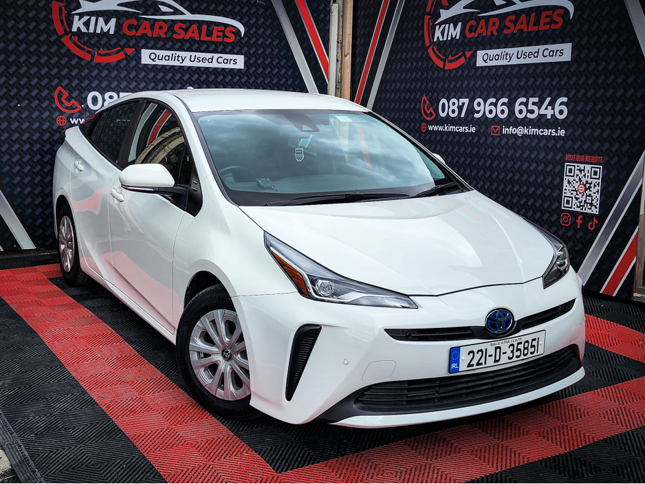 2022 Toyota Prius 1.8L Petrol Hybrid For Sale Images