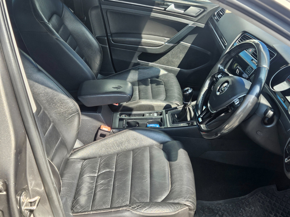 2016 Volkswagen Golf 1.6L Diesel For Sale Images
