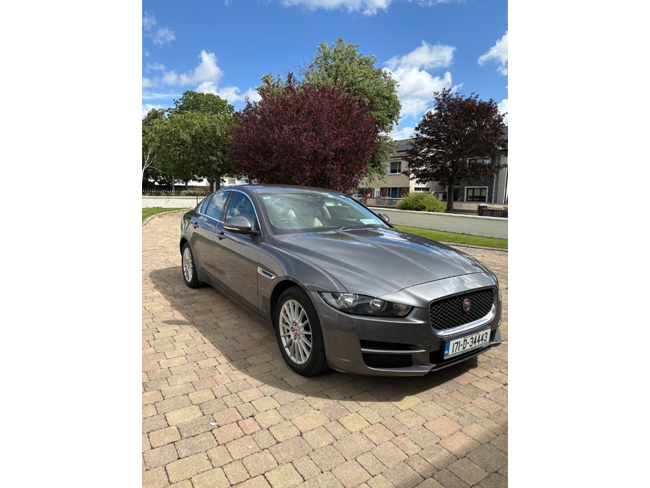 Jaguar XE MY 2.0 D PRESTIGE 163PS 4DR