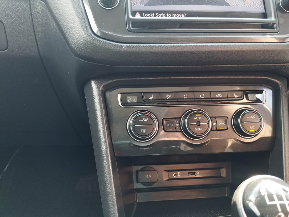 2017 Volkswagen Tiguan 2L Diesel For Sale Images