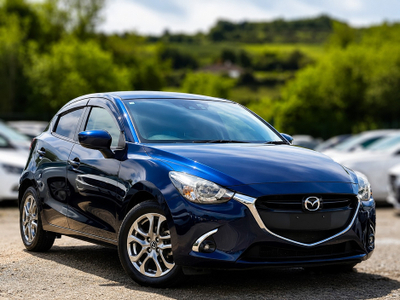 2017 Mazda Demio