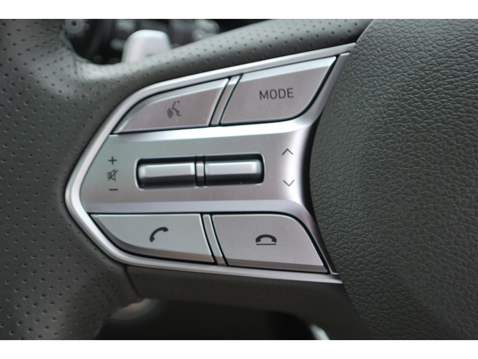 2023 Hyundai Santa Fe 1.6L Petrol Plug-in Hybrid For Sale Images