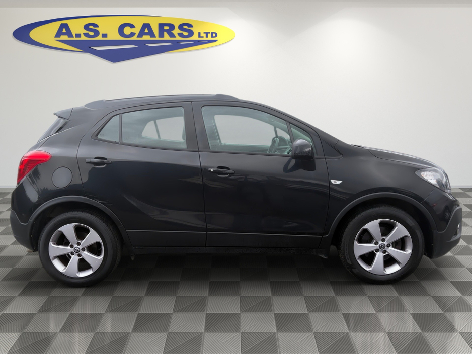 Opel Mokka SC 1.6 CDTI ** TINY MILEAGE IRISH CAR ** 2 KEYS ** BEST AVAILABLE ** — thumbnail 3