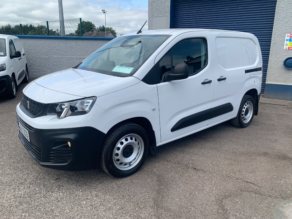 2023 Peugeot Partner 1.5L Diesel For Sale Images