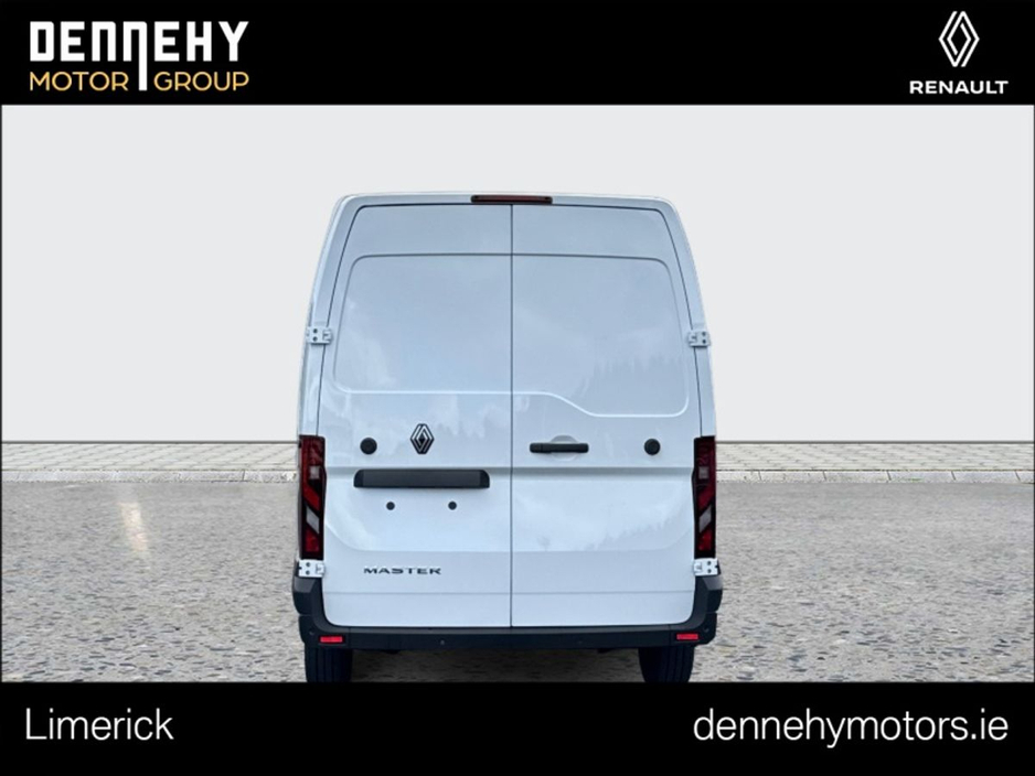2026 Renault Master 2L Diesel For Sale Images