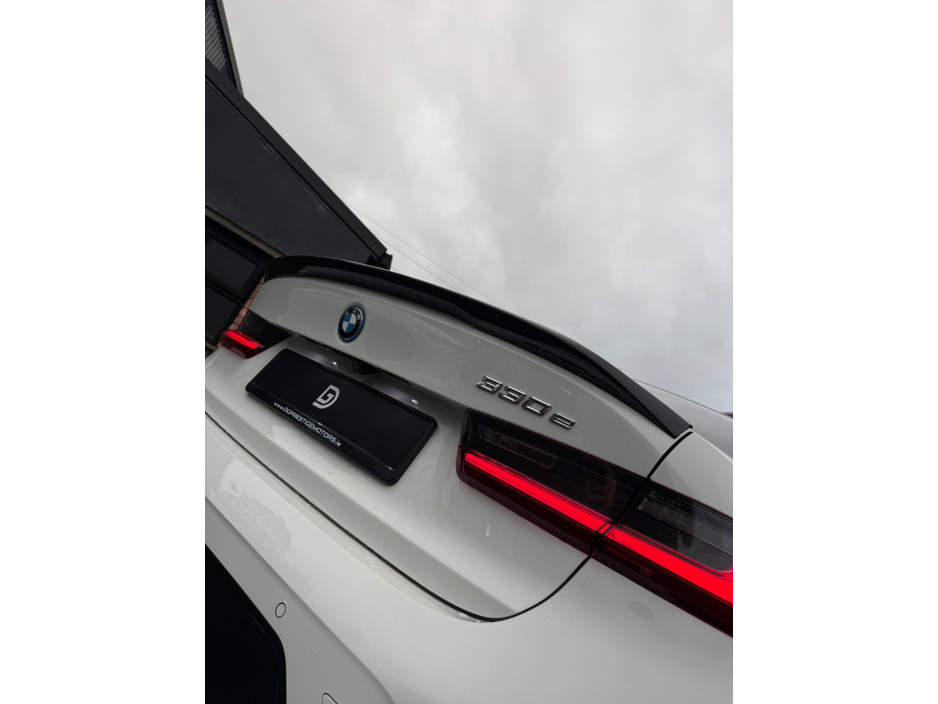 2023 BMW 3 Series 2L Petrol Plug-in Hybrid For Sale Images