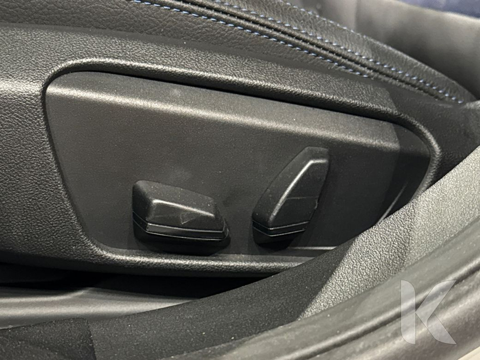 BMW 1 Series HATCHBACK 118I MSPORT - AUTOMATIC 1.5L PETROL TURBO - MSPORT ALLOY WHEELS - HALF LEATHER - MSPORT STITCHING/BADGING - DIGITAL DASH - REAR CAMERA/PARKI — thumbnail 26