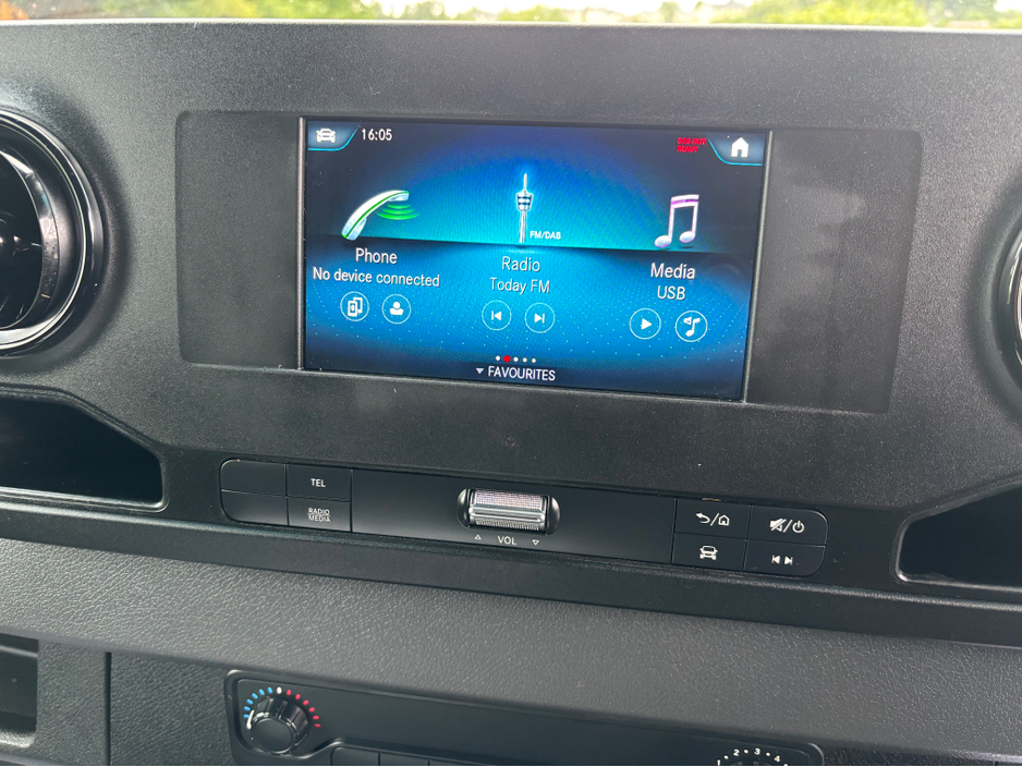 2020 Mercedes-Benz Sprinter 2.1L Diesel For Sale Images