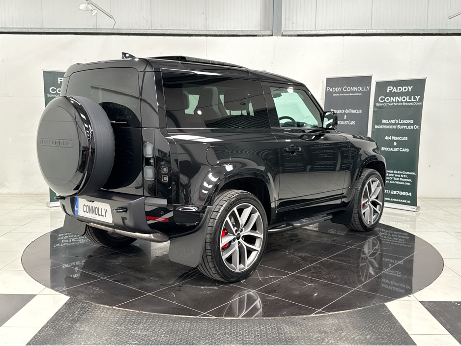 2026 Land Rover Defender 3L Diesel For Sale Images