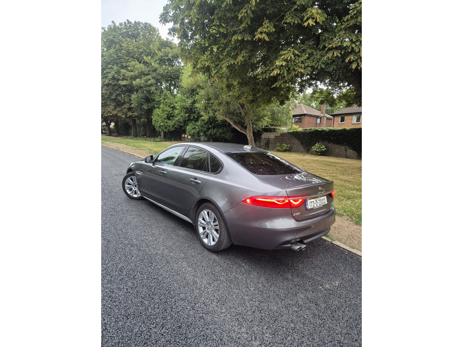 Jaguar XF 2.0 D RWD R-SPORT MY 18 4DR AUTO — thumbnail 34