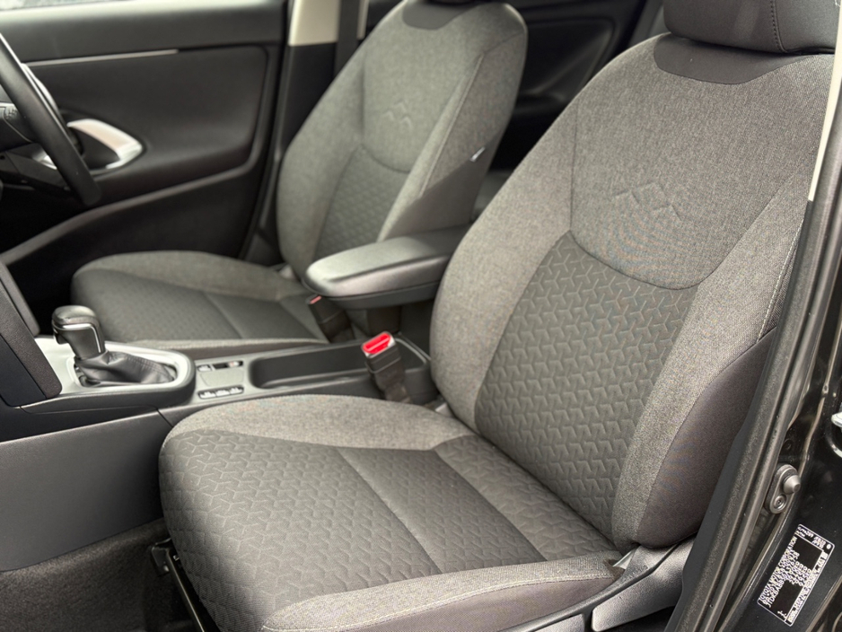 2024 Toyota Yaris Cross 1.5L Petrol Hybrid For Sale Images