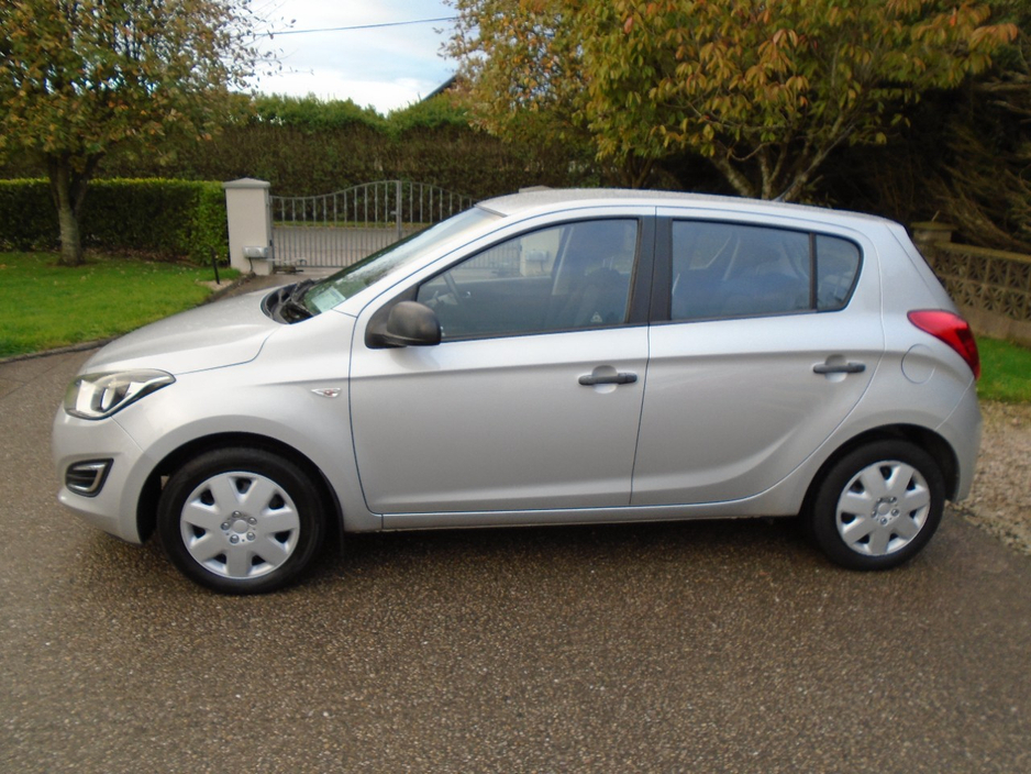 2013 Hyundai i20 1.2L Petrol For Sale Images