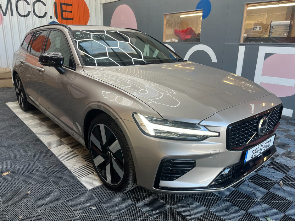 Used Volvo V60 2025 in Dublin