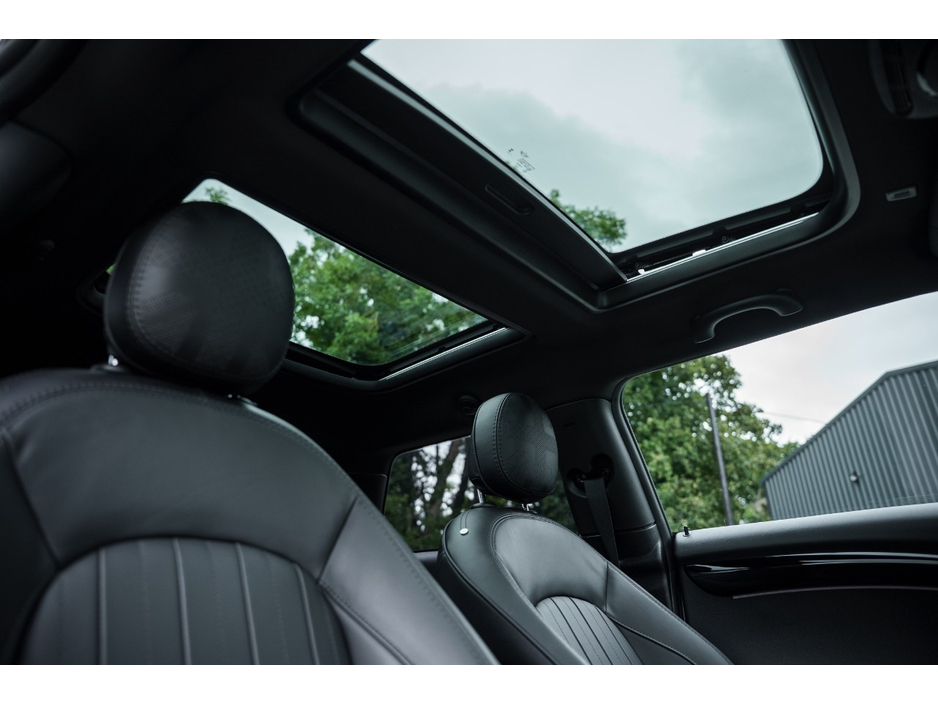 2023 MINI Hatch 0L Electric For Sale Images