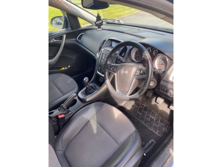 Opel Astra 1.7 SE Hatchback Diesel Manual (130bhp) — thumbnail 5