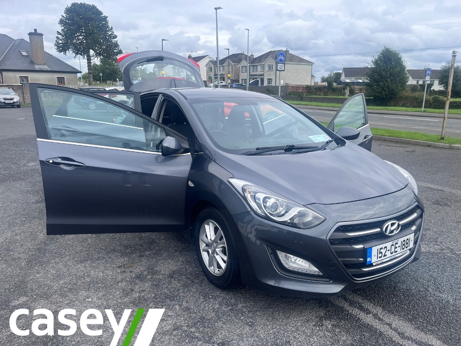 2015 Hyundai i30 1.6L Diesel For Sale Images