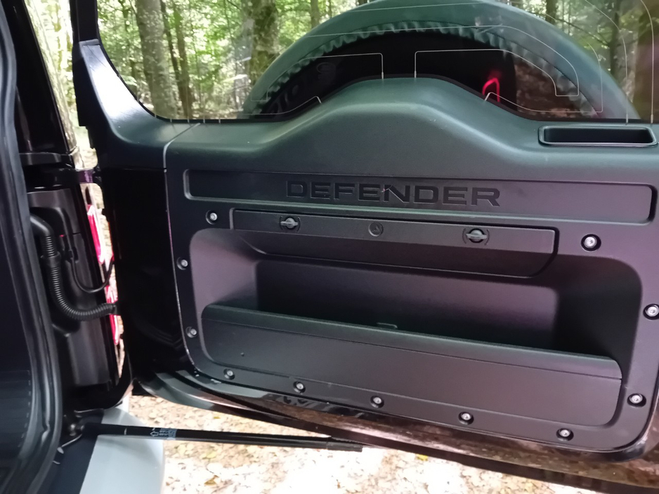 2021 Land Rover Defender 3L Diesel For Sale Images