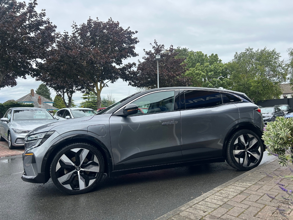 2024 Renault Megane 0L Electric For Sale Images