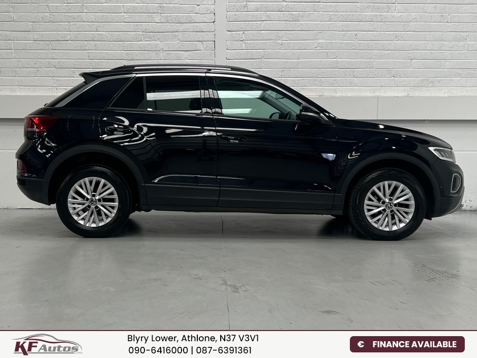2022 Volkswagen T-Roc 2L Diesel For Sale Images