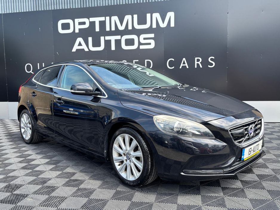 2015 Volvo V40 For Sale Images