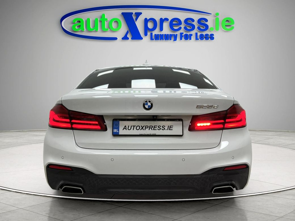 BMW 5 Series M-SPORT 523d , Panoramic sunroof, Automatic — thumbnail 11
