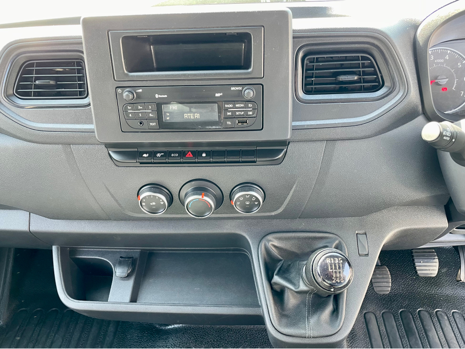 2022 Renault Master 2.3L Diesel For Sale Images