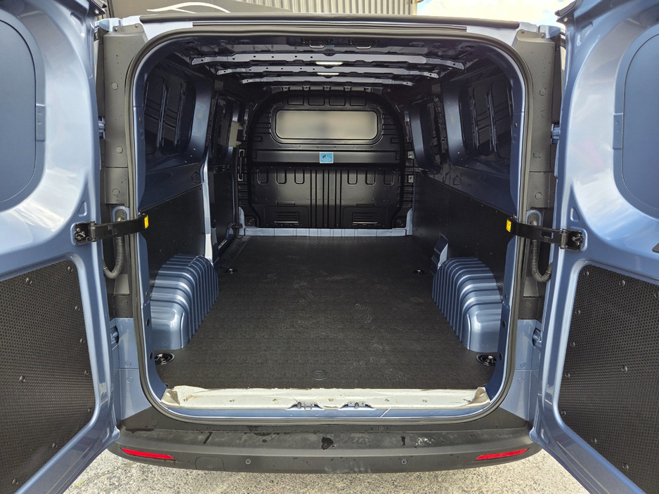 2027 Maxus Deliver 7 2L Diesel For Sale Images
